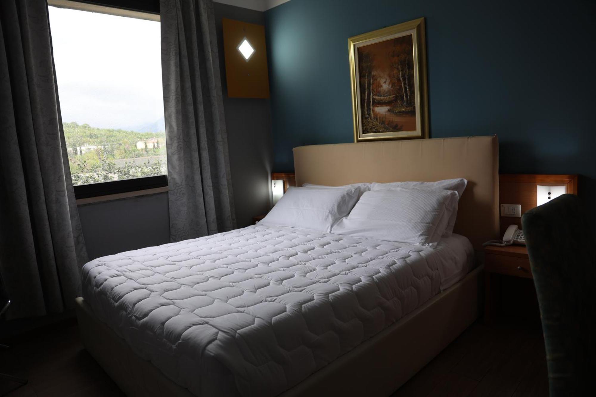 Hotel Garda Аффи Экстерьер фото